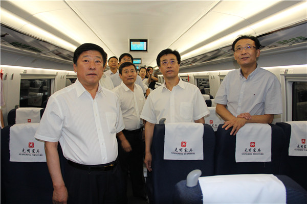 光明實(shí)木家具