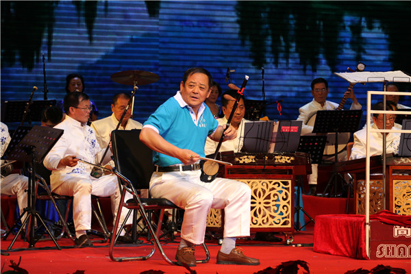 光明集團(tuán)召開成立三十周年慶祝大會