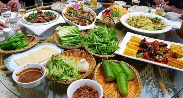 酷暑難耐，就來(lái)伊春體驗(yàn)下22℃的夏天