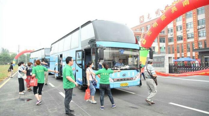 光明家具915南京工廠嗨購會回顧，選購實木家具就到工廠看一看