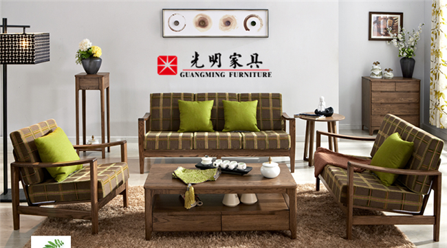 追求高品質(zhì)的家居環(huán)境，從優(yōu)質(zhì)實(shí)木家具開(kāi)始