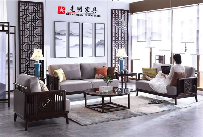 客廳實(shí)木家具的擺放技巧