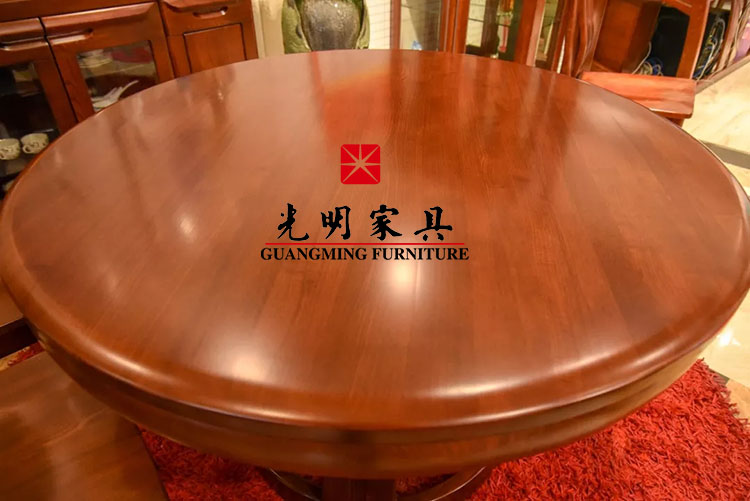 只要保養(yǎng)做的好，實(shí)木家具用到老