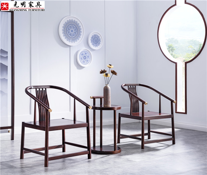 實木家具的未來在于品牌實力，品牌實力就體現(xiàn)在家具設(shè)計與生產(chǎn)服務(wù)上