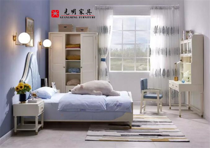 怎么才能把優(yōu)質(zhì)實(shí)木家具保護(hù)的更好？