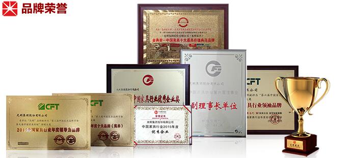 網(wǎng)購(gòu)實(shí)木家具優(yōu)惠多，店面實(shí)木家具可體驗(yàn)