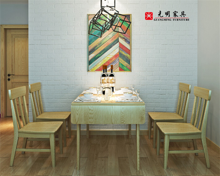 實(shí)木餐桌好不好不僅看質(zhì)量還要看保養(yǎng)