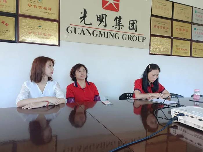 光明暖人心：“金秋助學(xué)”項(xiàng)目累計(jì)助349名職工子女入學(xué)追夢(mèng)！